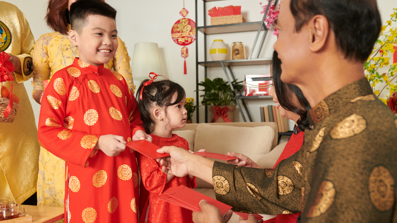 Lì Xì: A Gift of Luck and Special Moments Every Lunar New Year